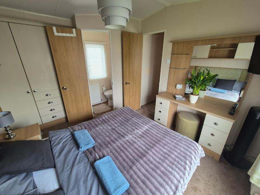 Amazing 2Bedroom Caravan In Lincoln, Tattershall Exterior photo